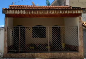 Casa com ar condicionado perto da Basílica com garagem